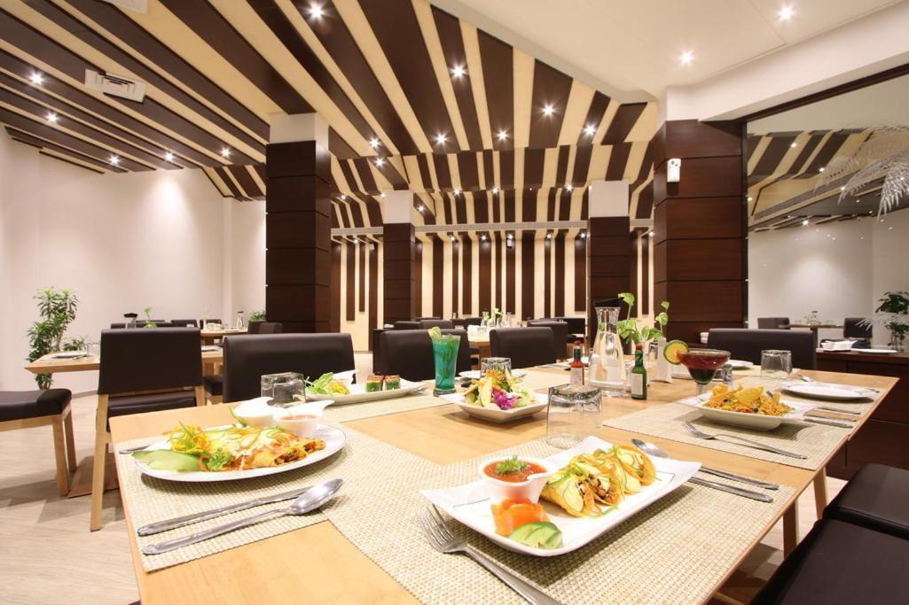 Prakruti Resort Vadodara Buitenkant foto
